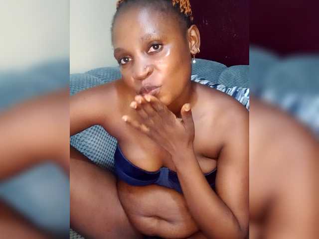 Cute031 live cam on BongaCams