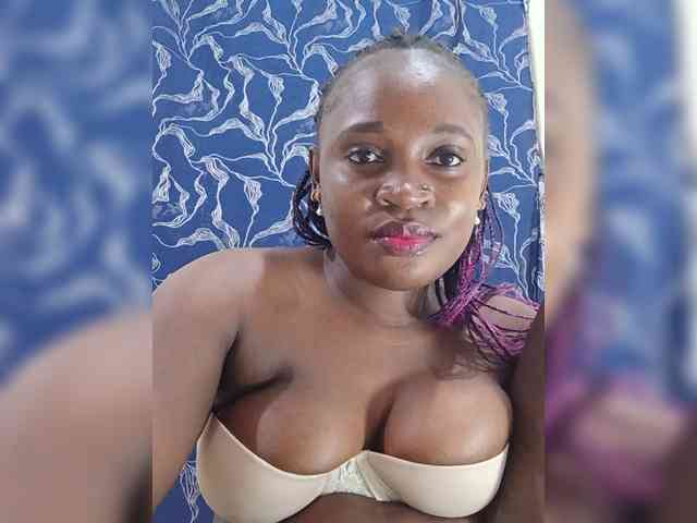 Cute031 webcam