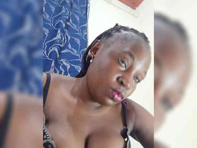 Cute031 webcam