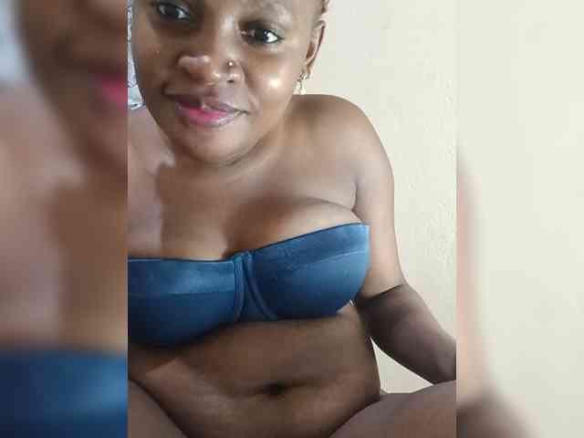 Cute031 webcam