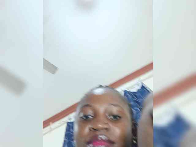 Cute031 webcam