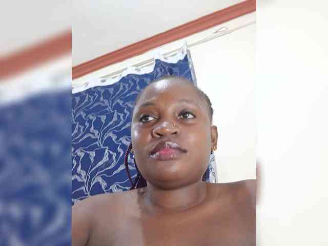 Cute031 webcam