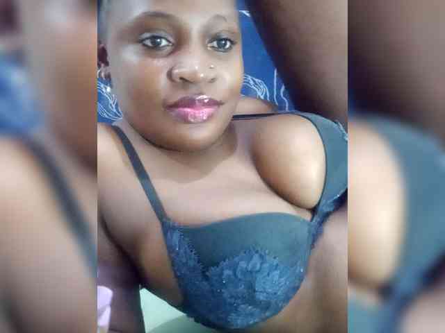 Cute031 webcam