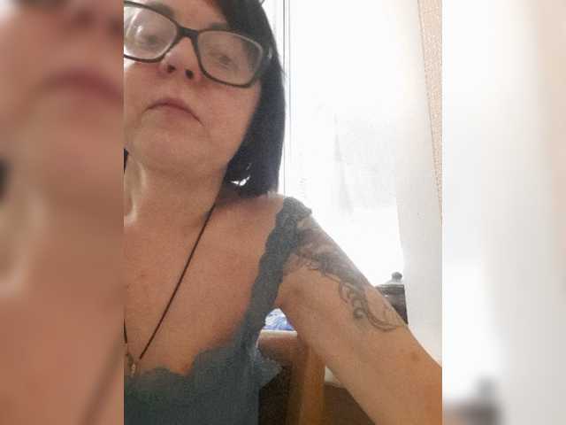 Katy19801 live cam on BongaCams