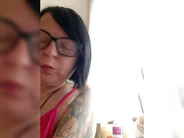 Katy19801 webcam