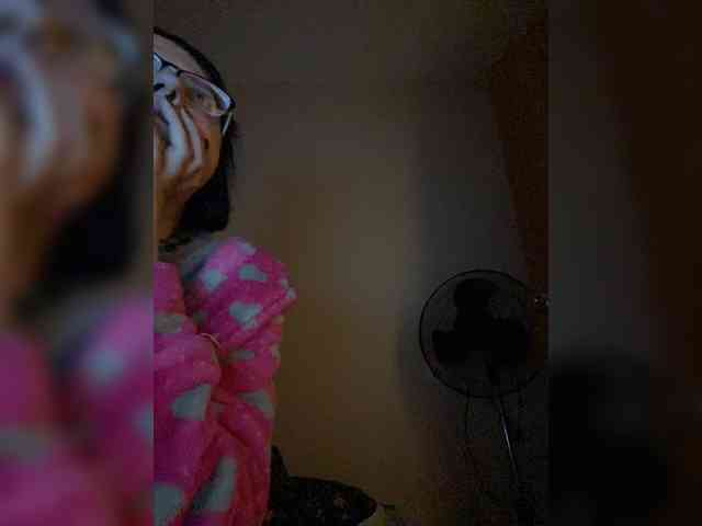 Katy19801 webcam