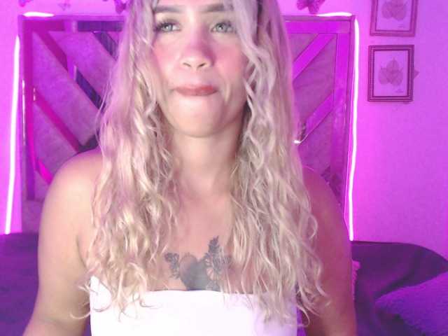 TessaM2 live cam on BongaCams