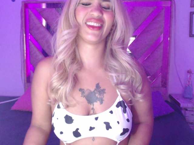 TessaM2 live cam on BongaCams