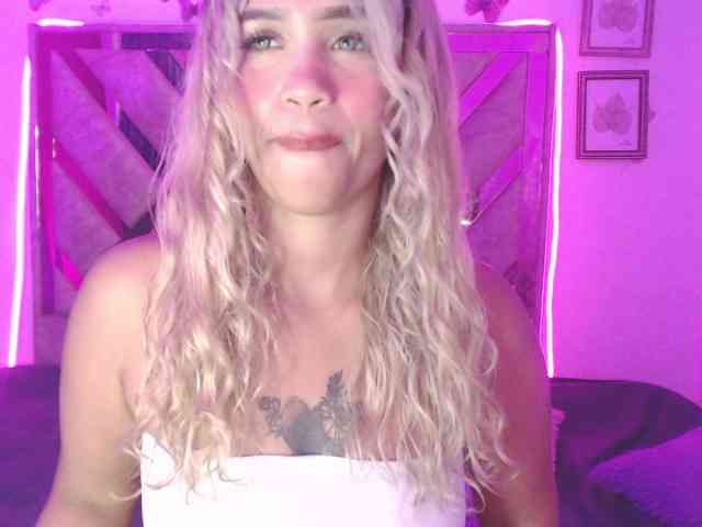 Lulusquirt webcam