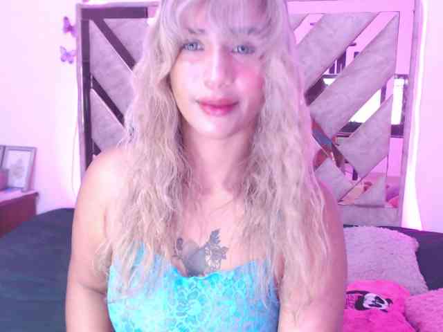 Lulusquirt webcam