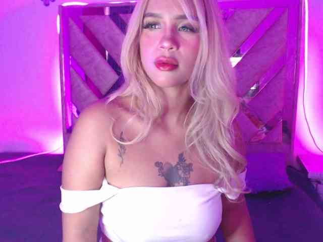 Lulusquirt webcam