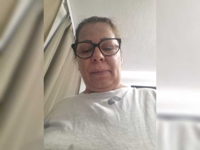 Diamonddesiree live cam on BongaCams