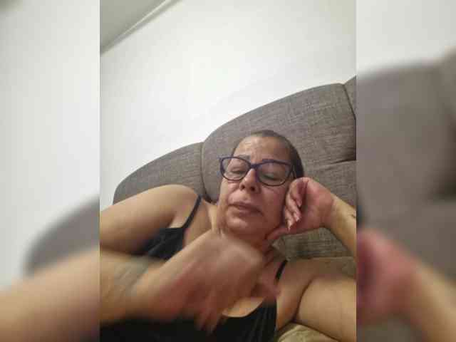 Diamonddesiree Live Webcam on BongaCams