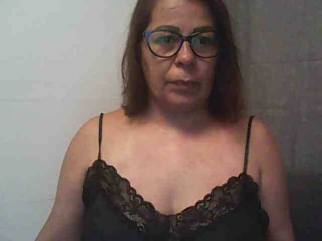 Tyara13 webcam
