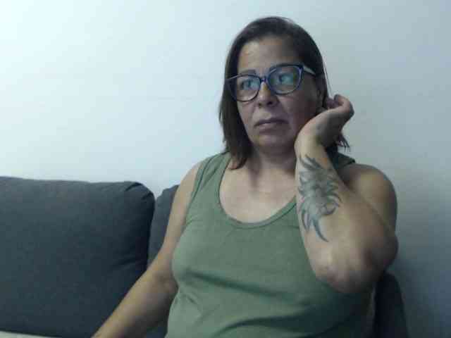 Tyara13 webcam