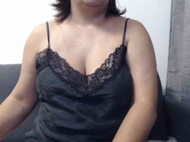 Tyara13 webcam