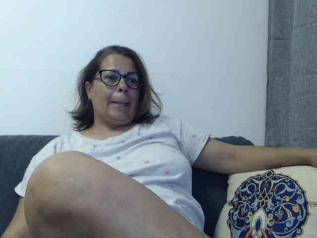 Tyara13 webcam