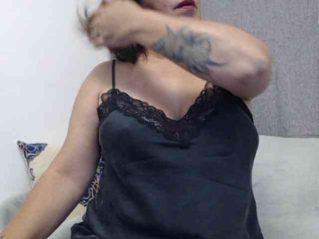 Adele13 webcam