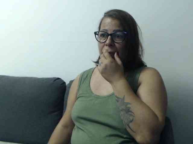 Tyara13 webcam