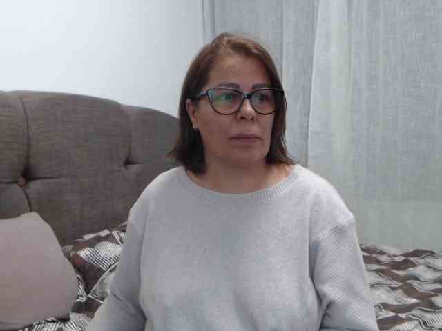 Adele13