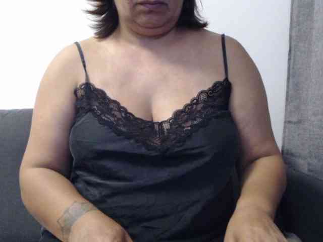 Tyara13 webcam
