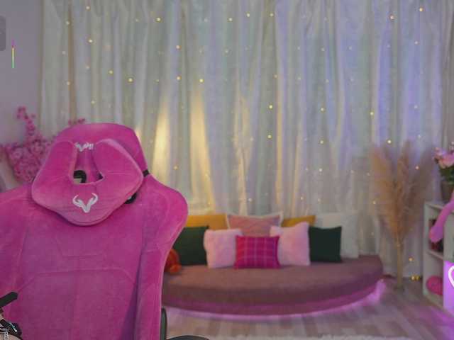 katy-ethereal live cam on BongaCams