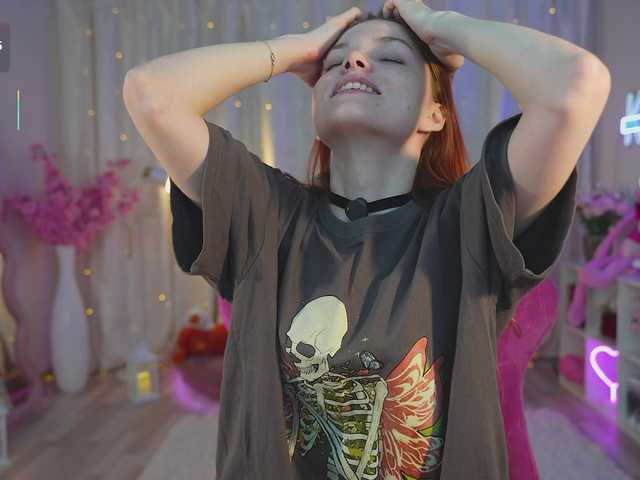 katy-ethereal live cam