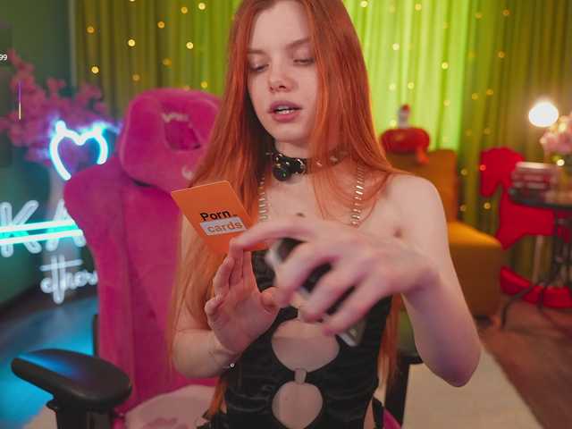 katy-ethereal live cam