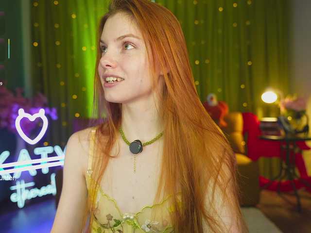 katy-ethereal live webcam show