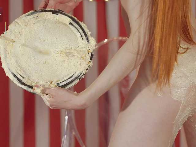 katy-ethereal live cam