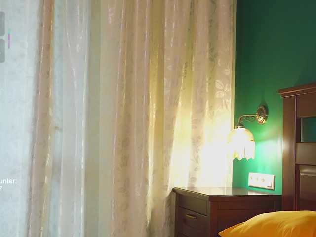 katy-ethereal live cam
