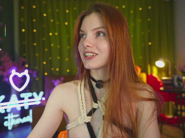 katy-ethereal live webcam show