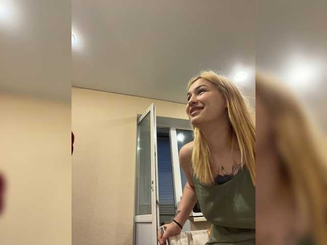 go to chat with -Zoe-Love-