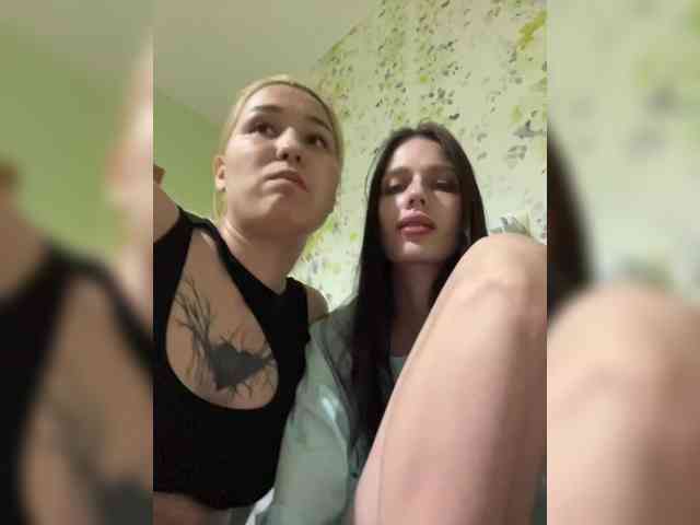 Модель: -Zoe-Love-