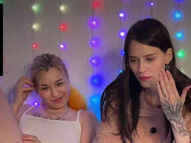 Модель: -Zoe-Love-