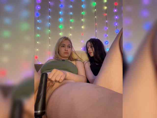Модель: -Zoe-Love-