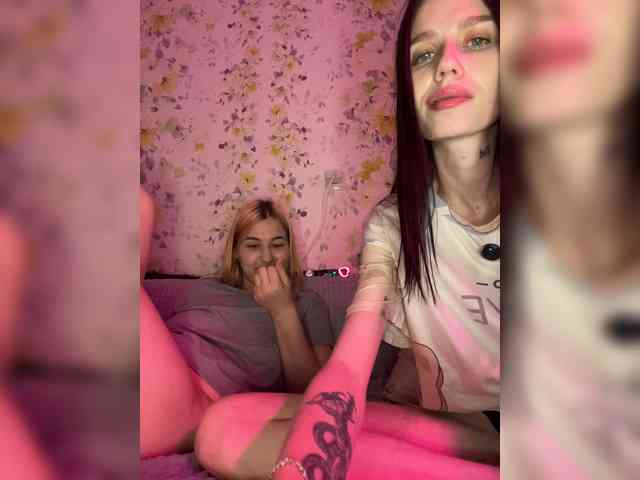 Модель: -Zoe-Love-