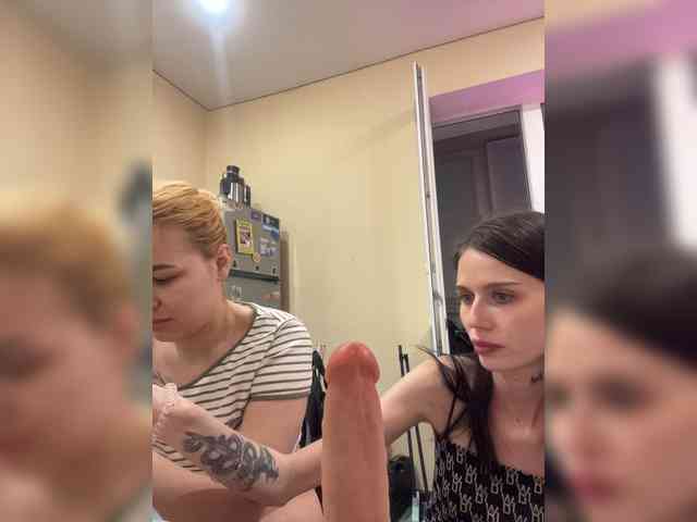 Модель: -Zoe-Love-