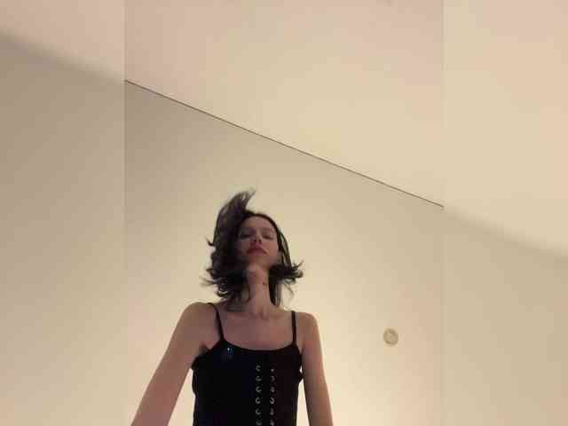 Модель: _SweetZoe_