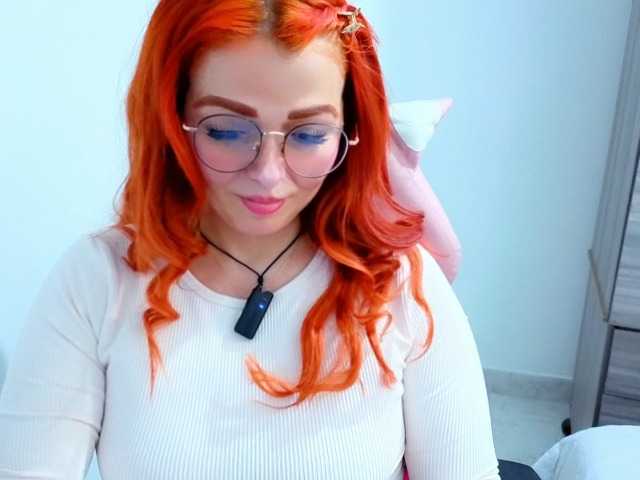 Alexatexass live cam on BongaCams