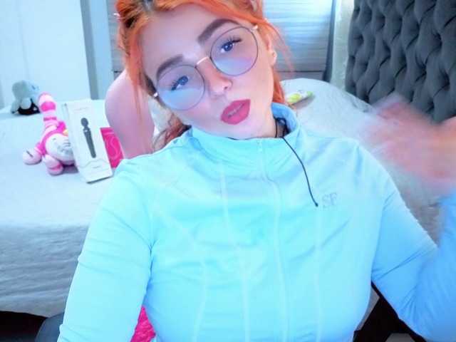 Alexatexass live cam on BongaCams