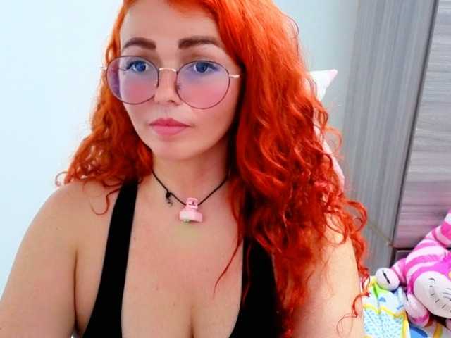 Alexatexass live cam on BongaCams