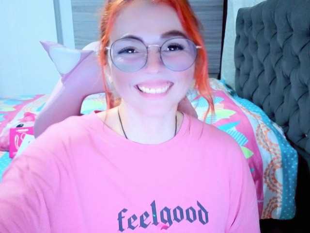 le modèle Alexatexass est en webcam porno dans un show sur le site bongacams, il possède les tags suivants: Latino/Hispanic,Redhead,Hairy