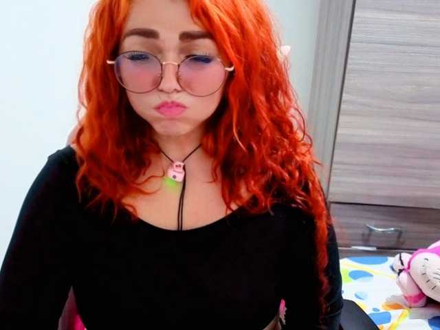 Alexatexass live cam on BongaCams