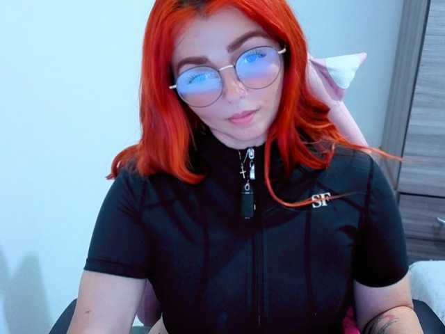 Alexatexass live cam on BongaCams