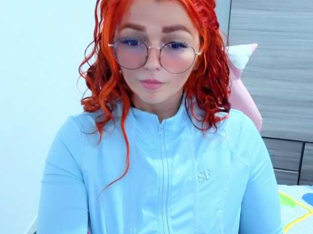 Alexatexass live cam on BongaCams