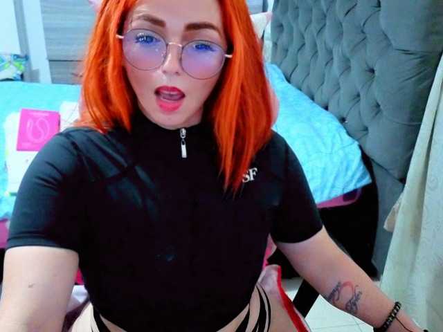 Alexatexass live cam on BongaCams