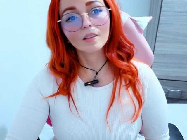 Alexatexass live cam on BongaCams