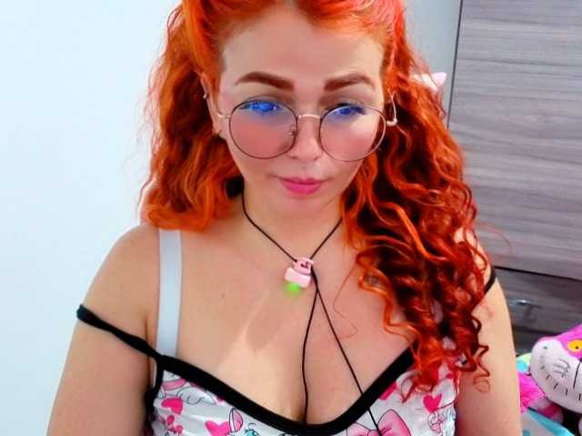 Alexatexass live cam on BongaCams