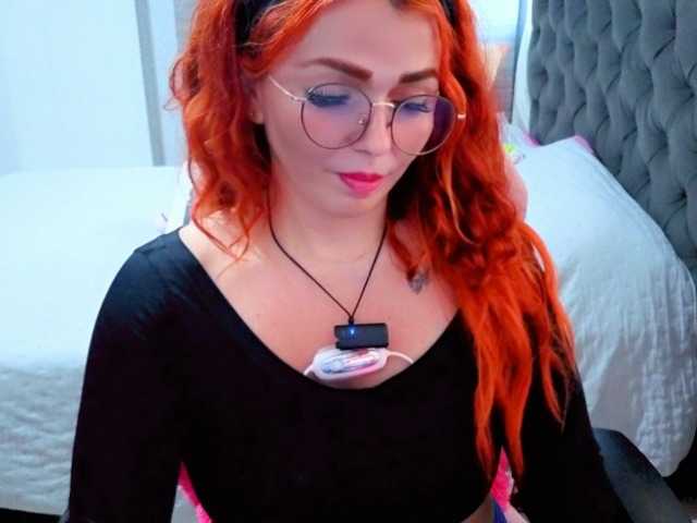 Alexatexass live cam on BongaCams